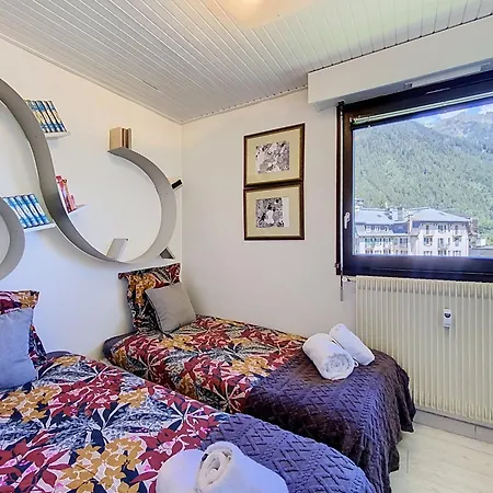 Two Bedroom Apartment, Hypercenter, Terrace Mont Blanc, Parking شقة شامونكس