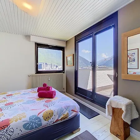 Two Bedroom Apartment, Hypercenter, Terrace Mont Blanc, Parking شقة شامونكس