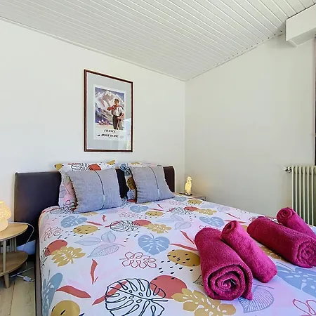 Two Bedroom Apartment, Hypercenter, Terrace Mont Blanc, Parking شقة شامونكس