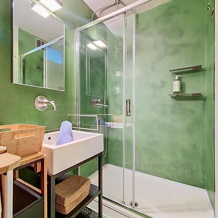 Two Bedroom Apartment, Hypercenter, Terrace Mont Blanc, Parking * شامونكس