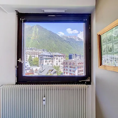Two Bedroom Apartment, Hypercenter, Terrace Mont Blanc, Parking شقة