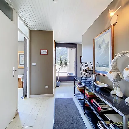 Two Bedroom Apartment, Hypercenter, Terrace Mont Blanc, Parking *