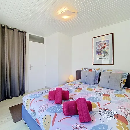 شقة Two Bedroom Apartment, Hypercenter, Terrace Mont Blanc, Parking *