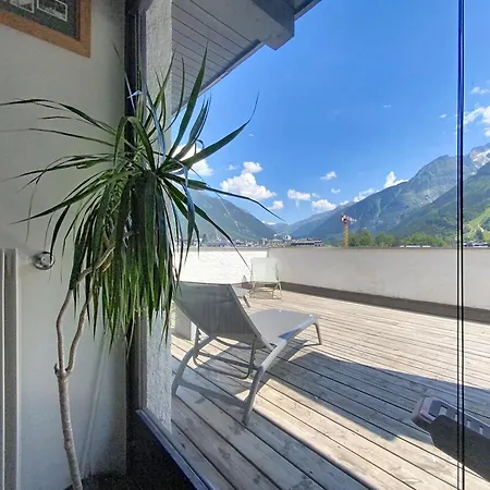 شقة Two Bedroom Apartment, Hypercenter, Terrace Mont Blanc, Parking *